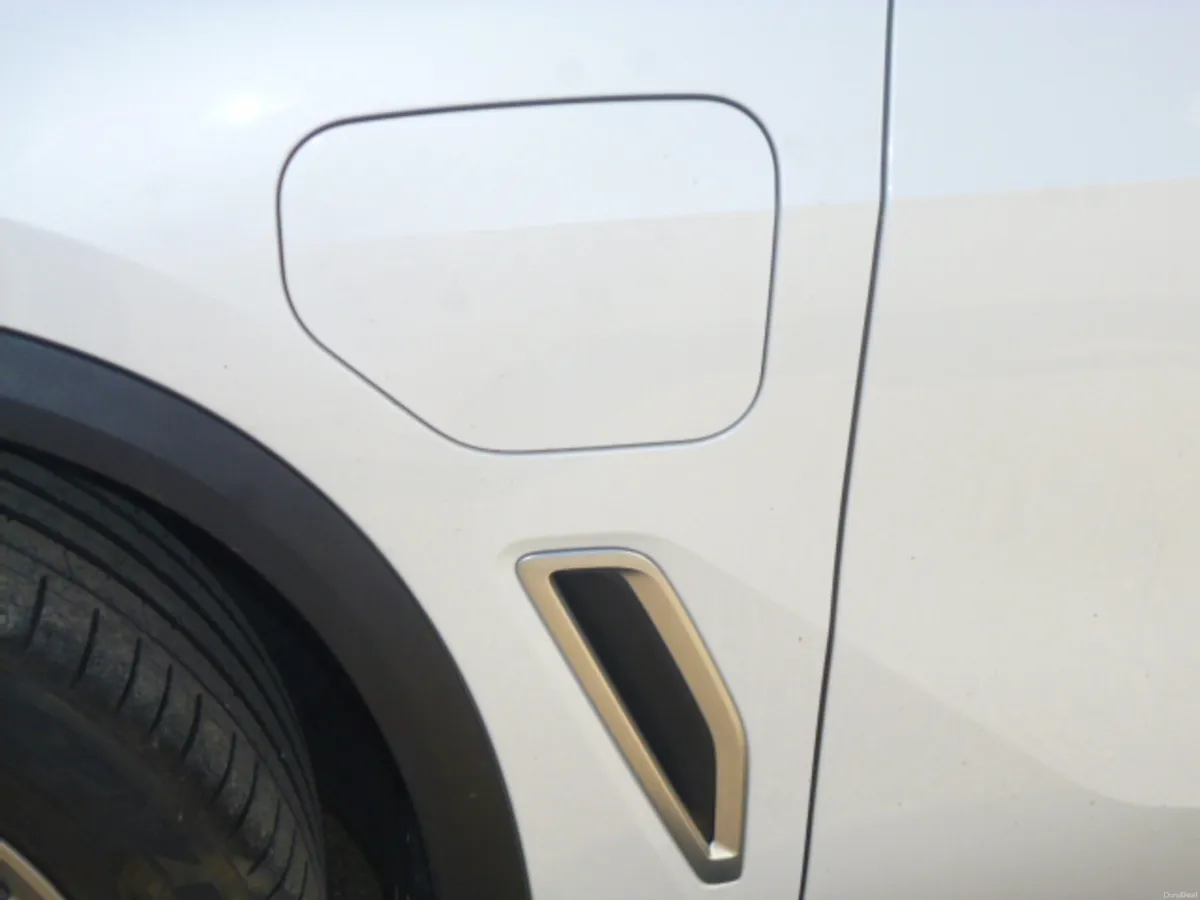 BMW X5 Xline 3.0L Auto Petrol plug-in hybrid 2021 - Image 5