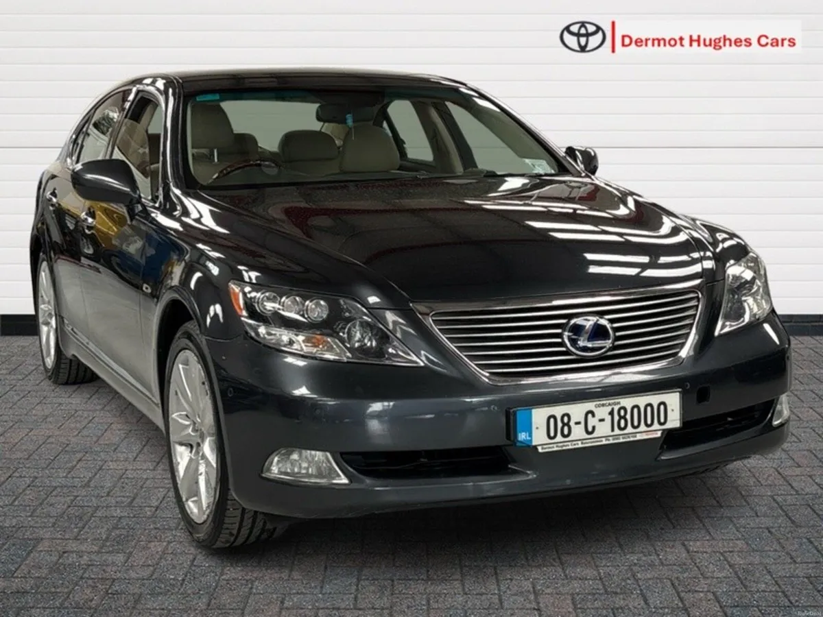 Lexus LS LS 600H 5.0 4DR SALOON - Image 1