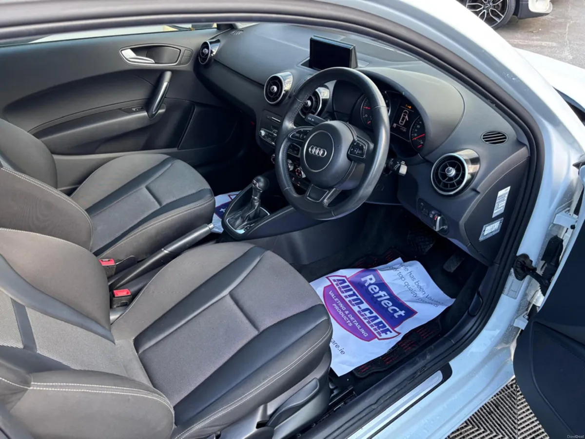 Audi A1 Audi A1 1.4 petrol, auto, loaded with spec - Image 4
