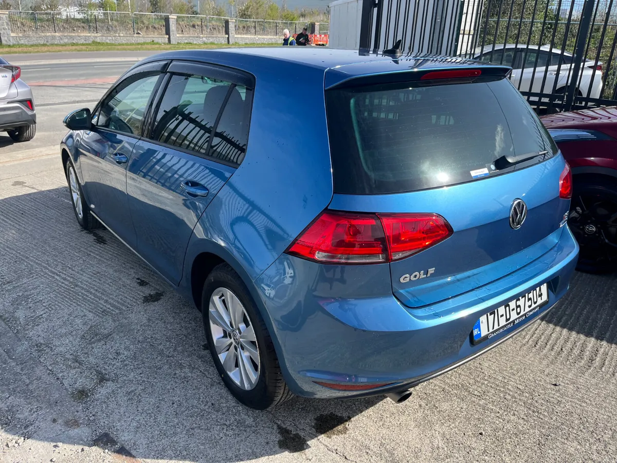 Volkswagen Golf 2017, 1.2 TSI 5DR AUTO LOW KMS - Image 4