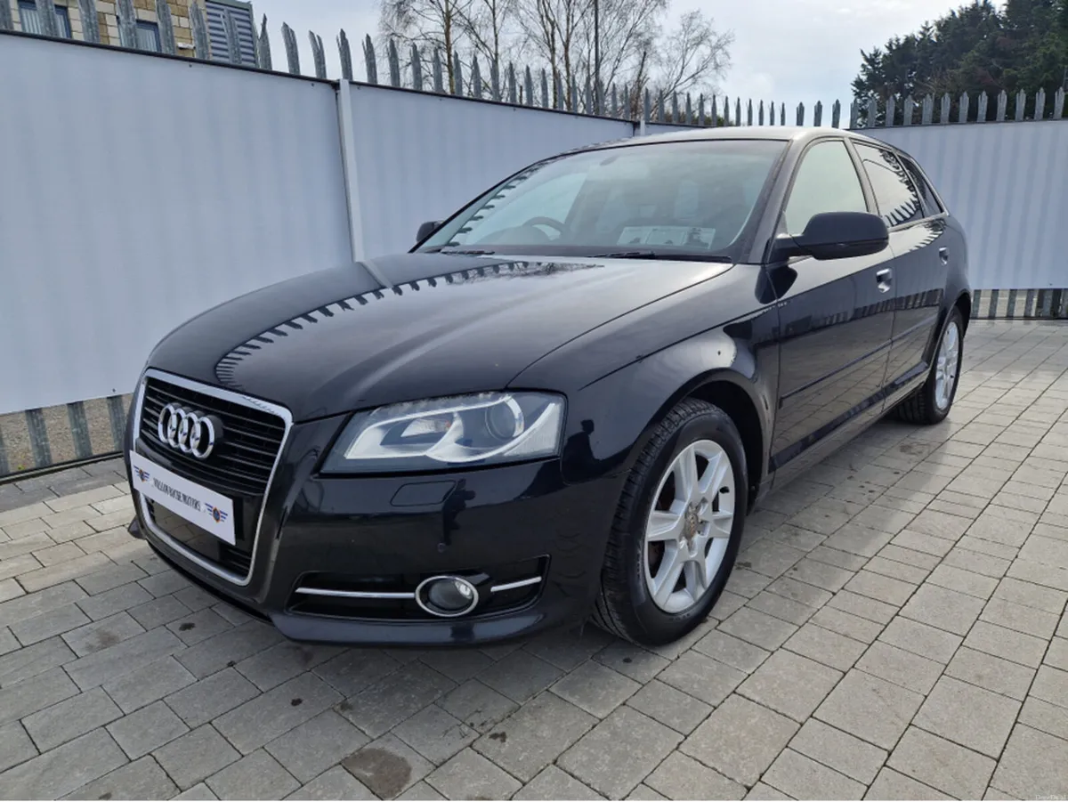 Audi A3 1.4 PETROL AUTO - Image 4