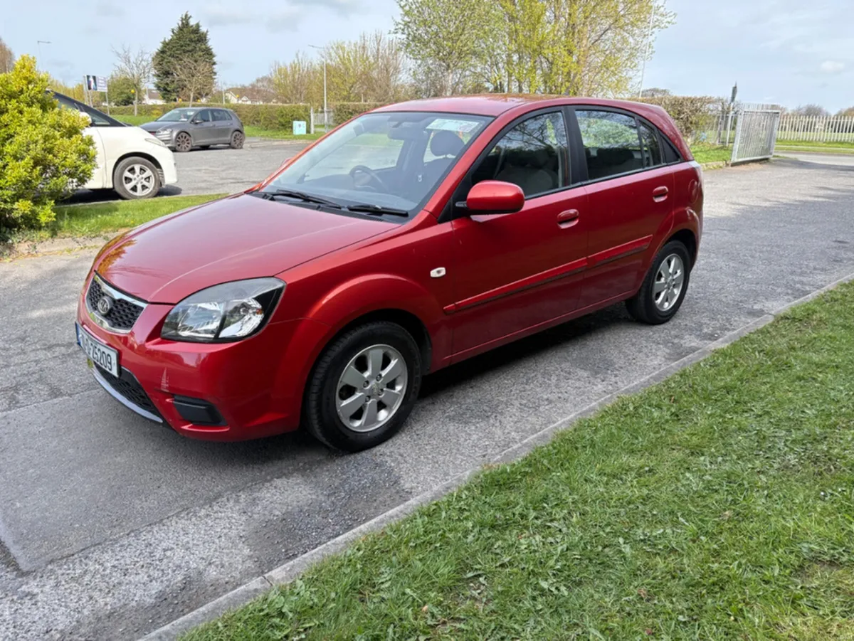 Kia Rio 1.4 TX 5DR - Image 2