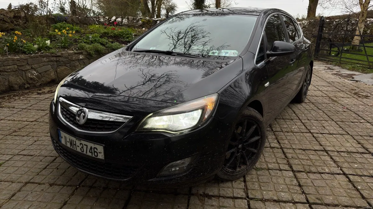 Vauxhall Astra 2011 - Image 2