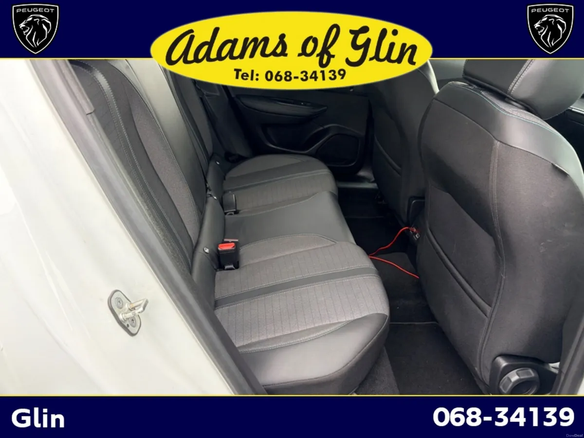 Peugeot 2008 ALLURE 1.2 130 AUTO 4DR A - Image 5