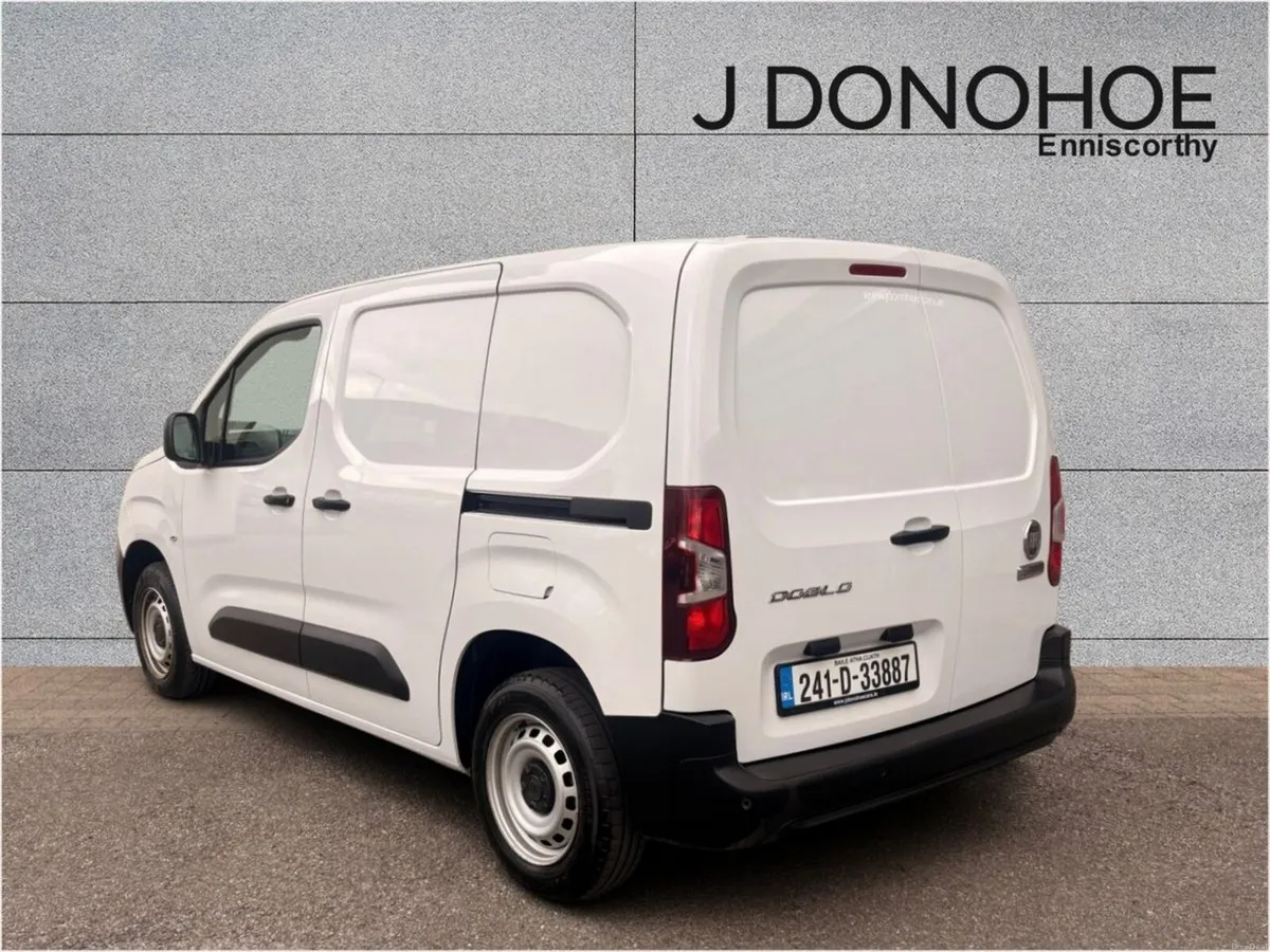 Fiat Doblo DOBLO SWB 1.5 100BHP  650 KG 4DR - Image 2