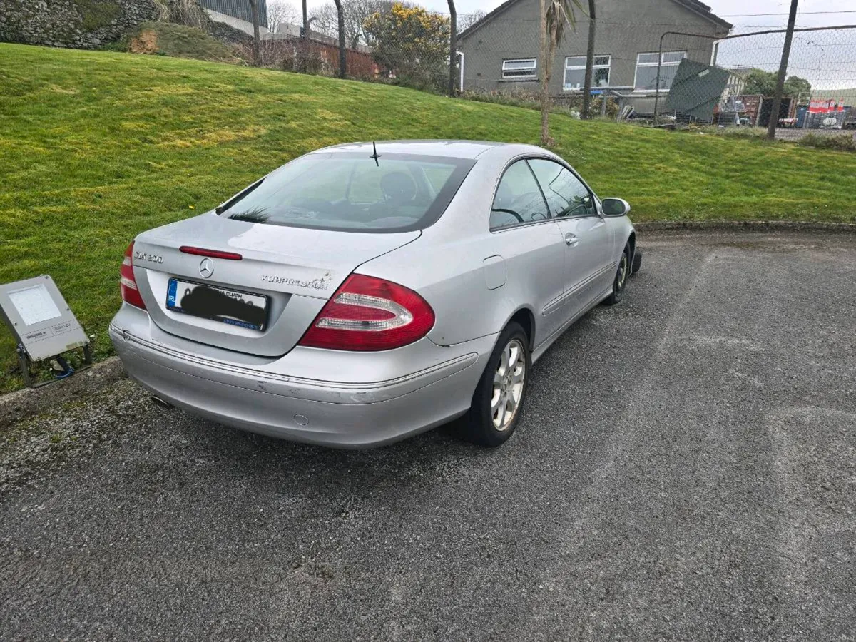 Mercedes Clk 200 - Image 2