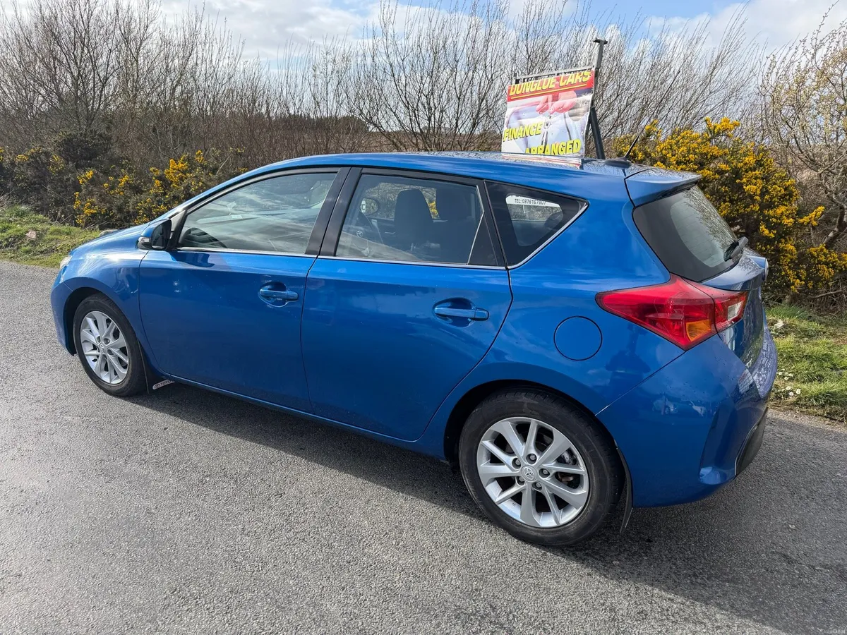 14 Toyota Auris 1.4D4D only 76,000 miles - Image 3