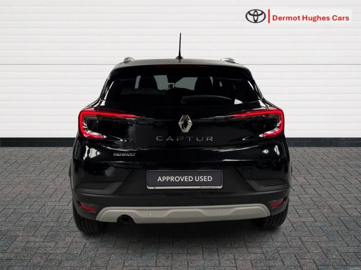 Renault Captur ICONIC DCI 95 MANUAL MY MY19 5DR - Image 4