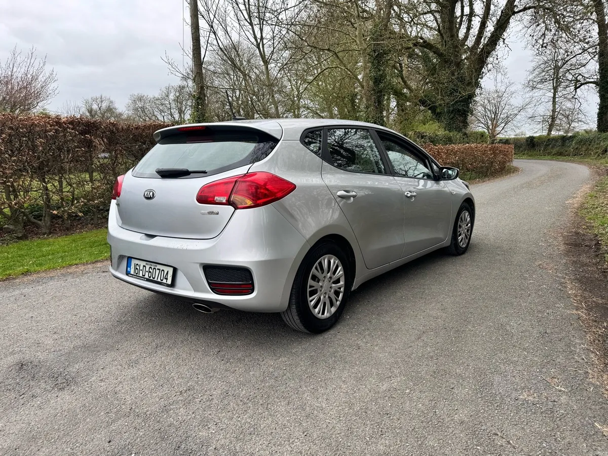 2016 Kia Ceed - NCT 10/26 - Full Service History - Image 4
