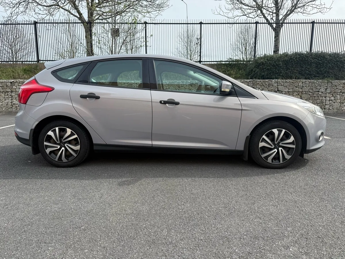 Ford Focus 1.6 (NCT 07-26) - Image 4