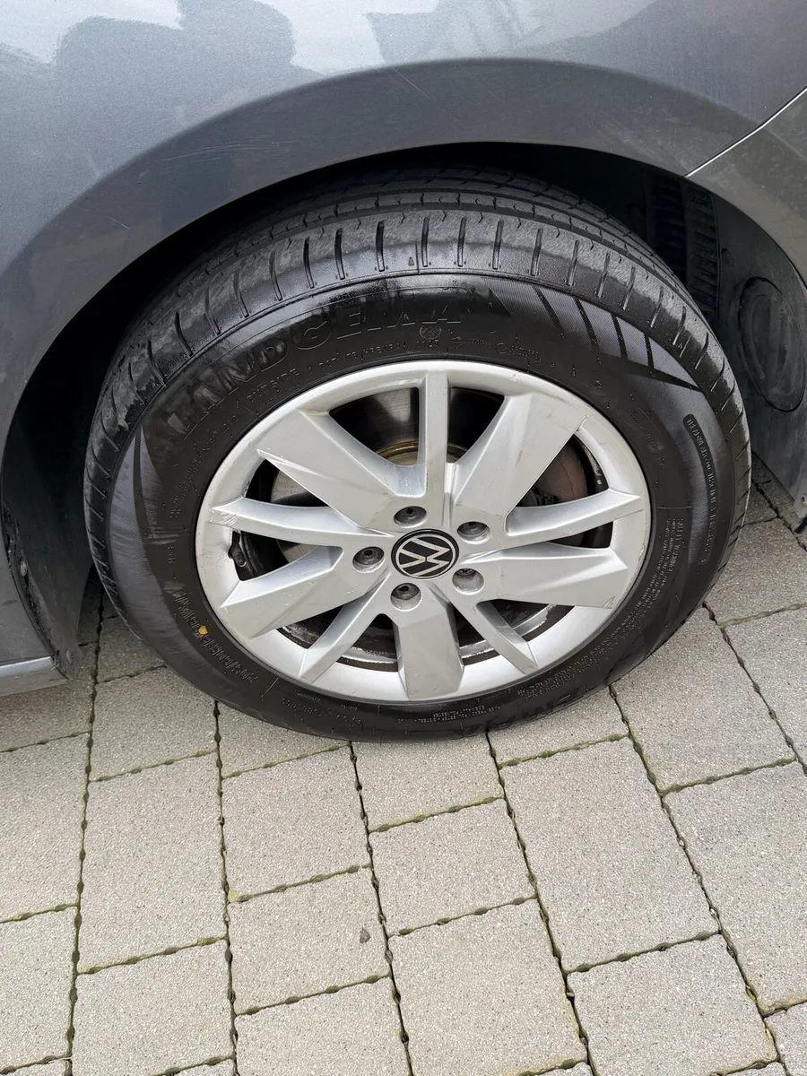 VW caddy 2023 auto - Image 4