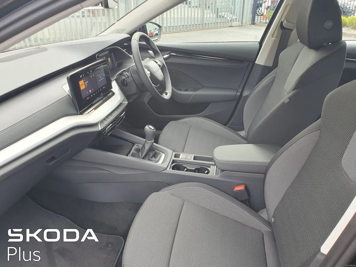 Skoda Octavia Combi Selection 1.5TSi 115HP (From € - Image 4