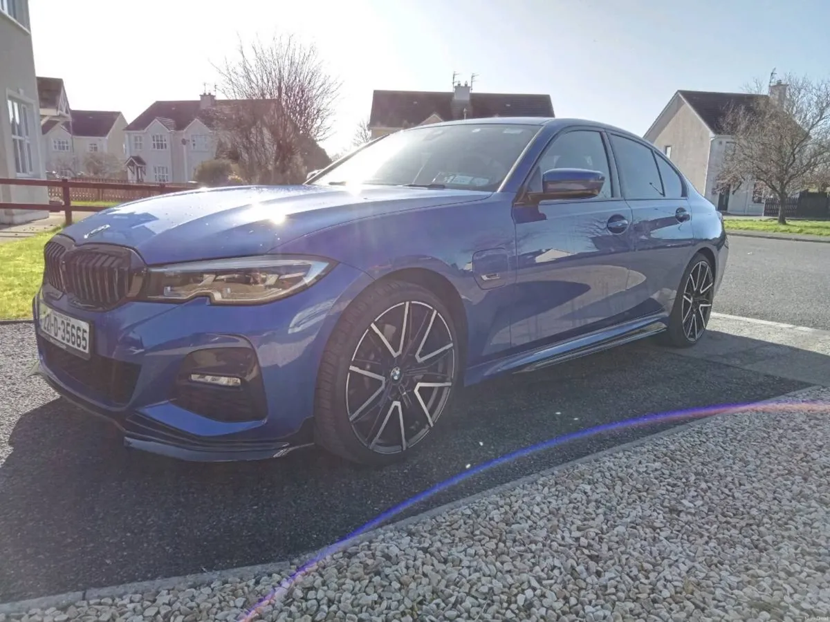 BMW msport 330e - Image 1