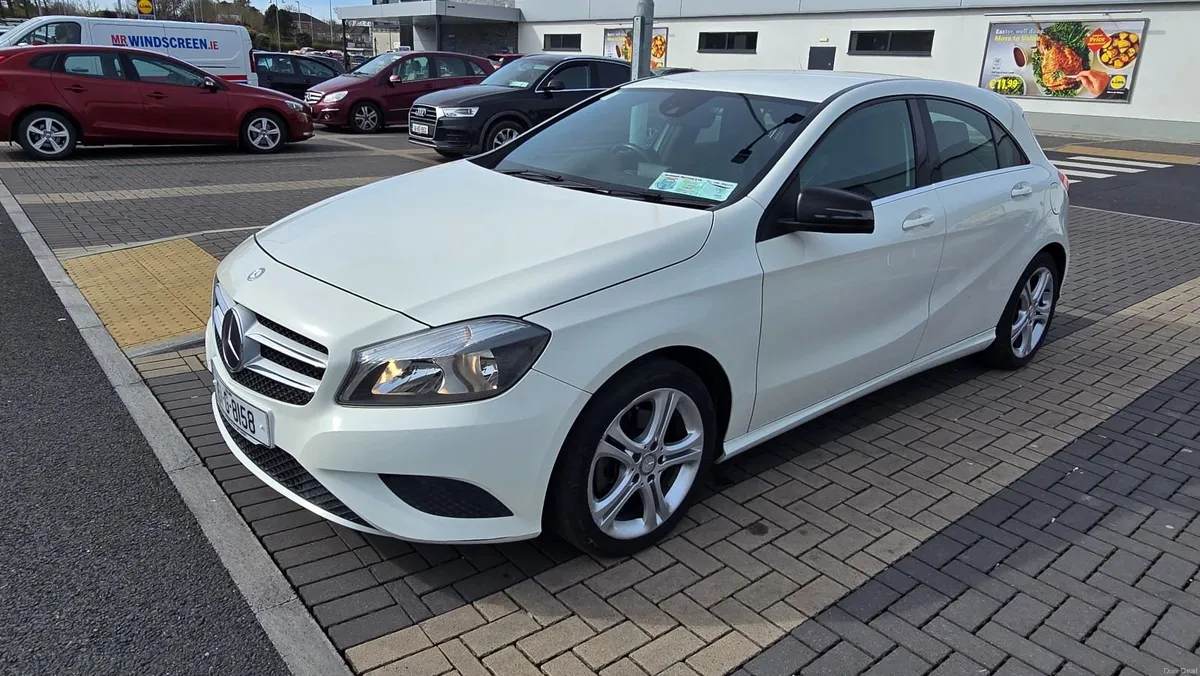 Mercedes-Benz A180  2015 AUTOMATIC - Image 1