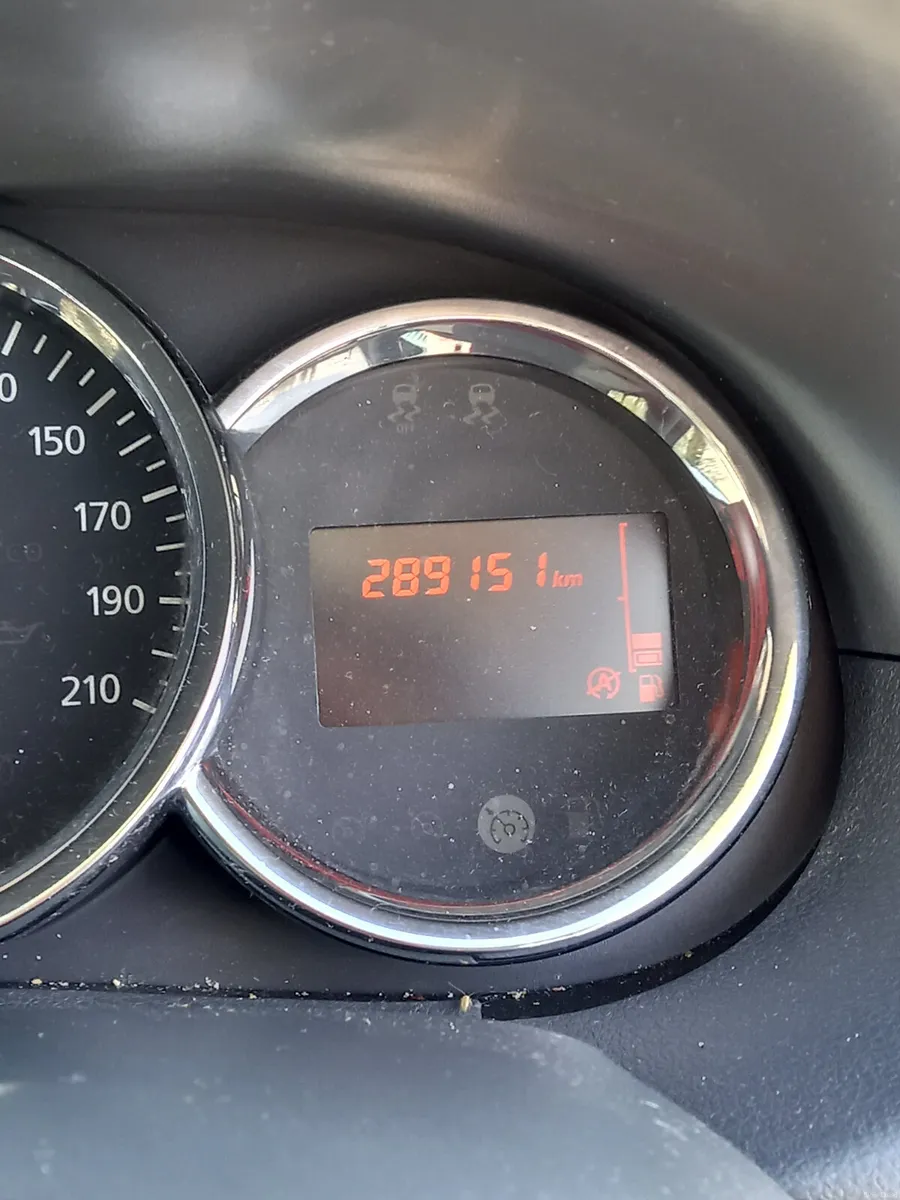 2017 Dacia Duster 1.5 Diesel - Image 2