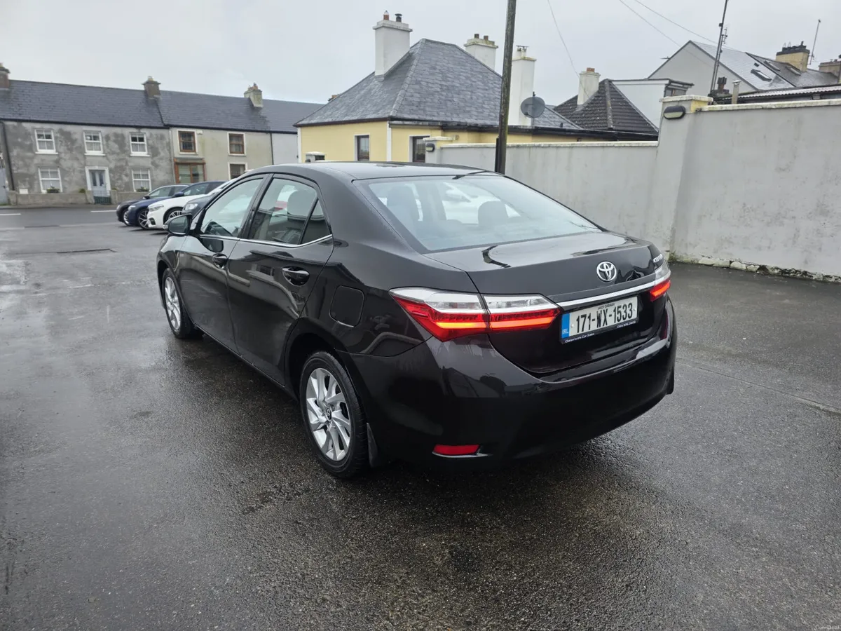 Toyota Corolla 2017 - Image 4