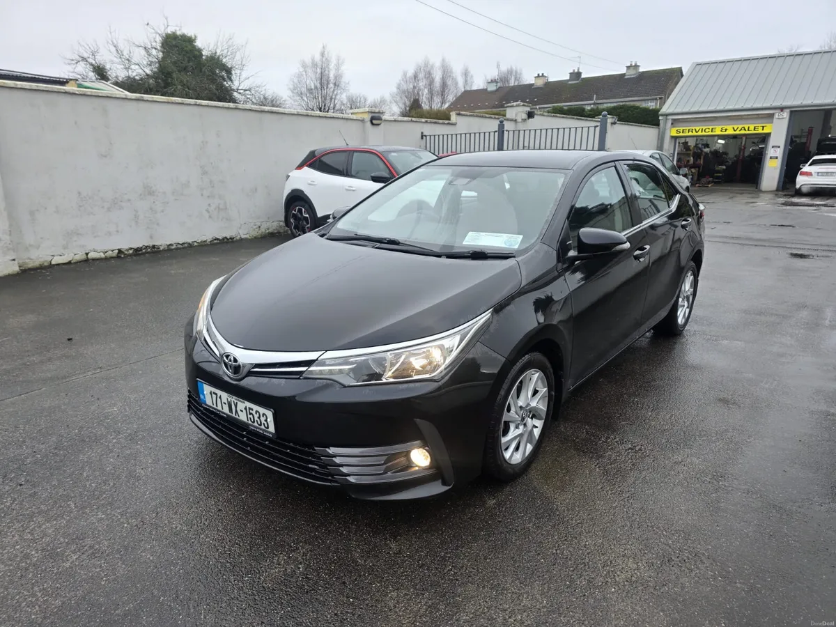 Toyota Corolla 2017 - Image 3