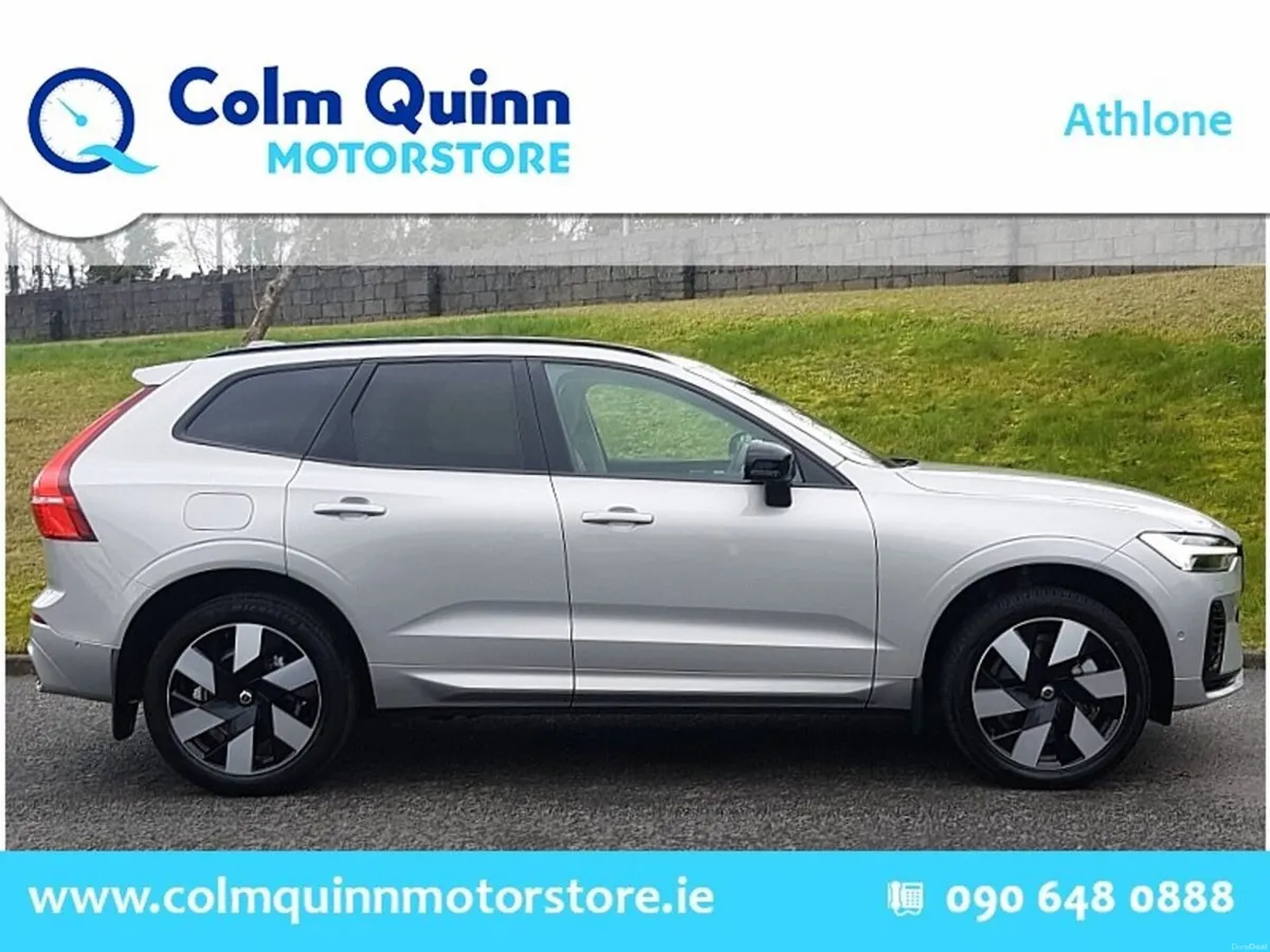 Volvo XC60 ULIMATE DARK EDITION - AWD - Highest T6 - Image 3
