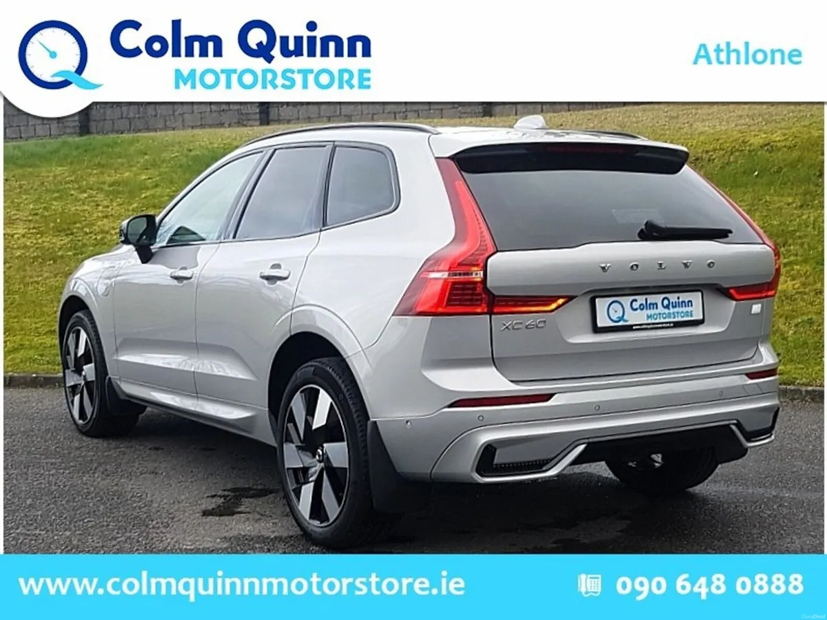 Volvo XC60 ULIMATE DARK EDITION - AWD - Highest T6 - Image 4