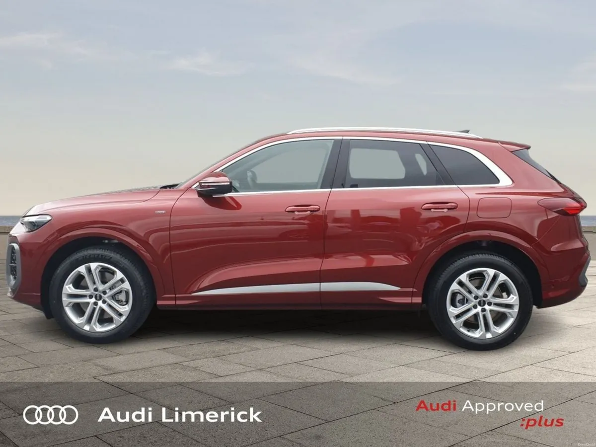 Audi Q5 Q5 E-HYBRID 220 KW Q S LINE from €199 per - Image 4