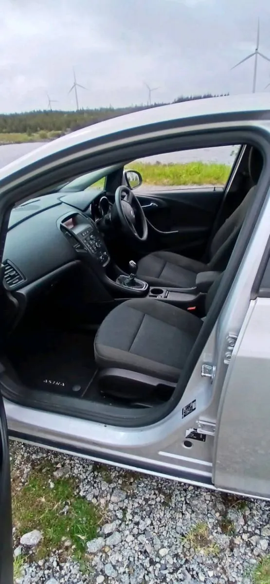 2011 Opel Astra 1.7 diesel - Image 4