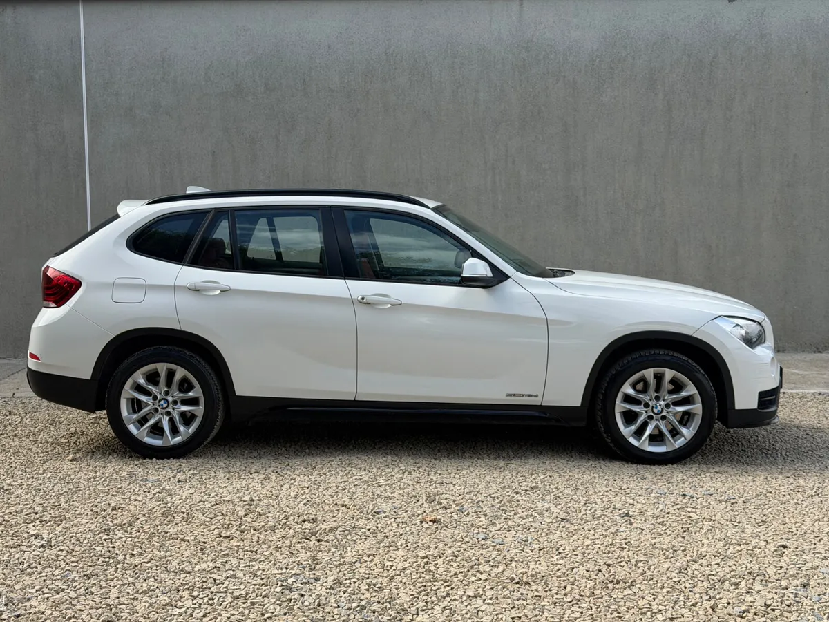 BMW X1 151 Red Leather - Image 4