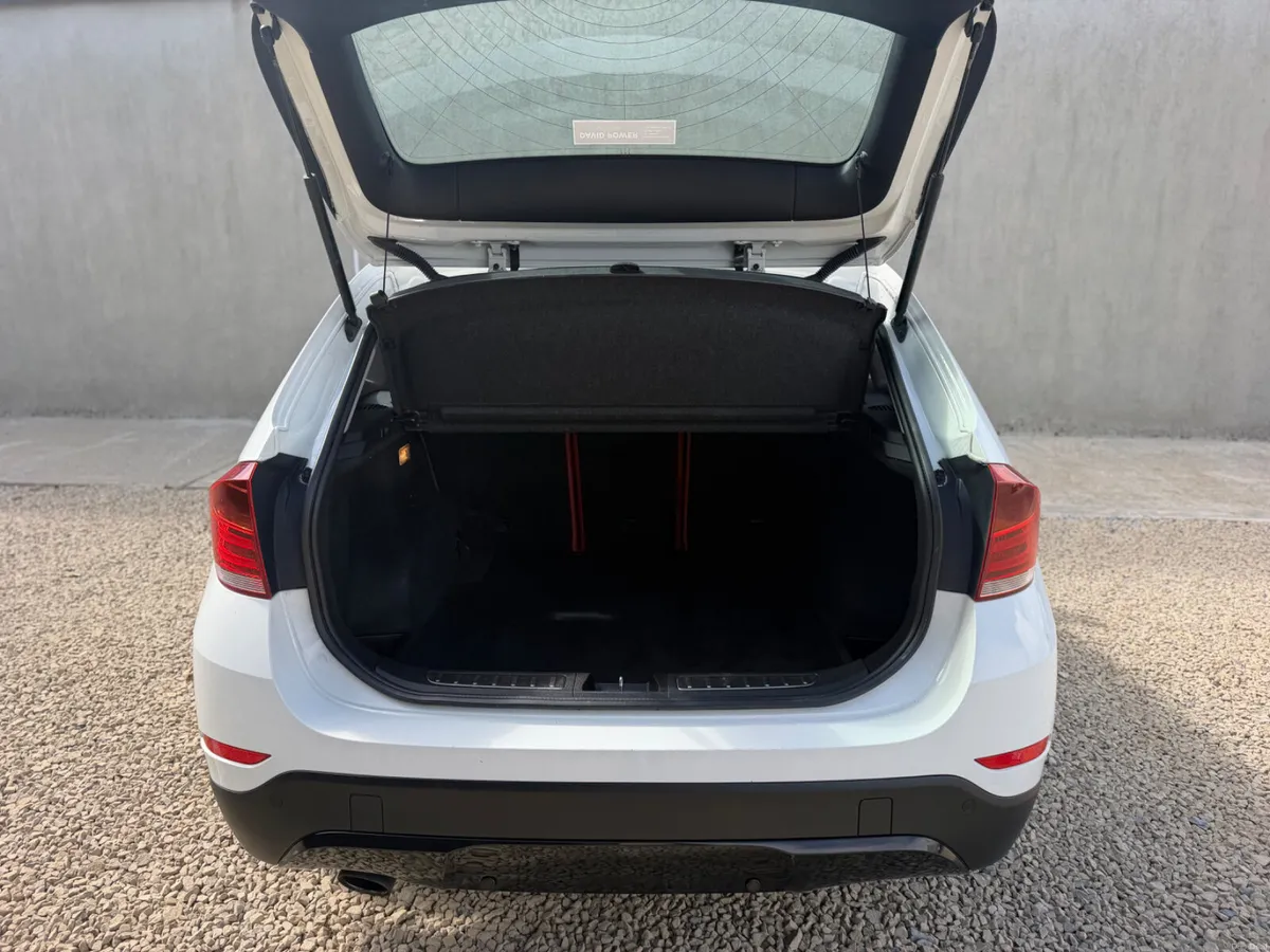 BMW X1 151 Red Leather - Image 6