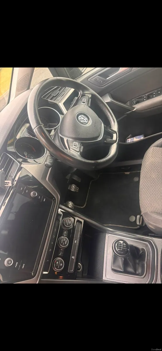 Car - Image 5