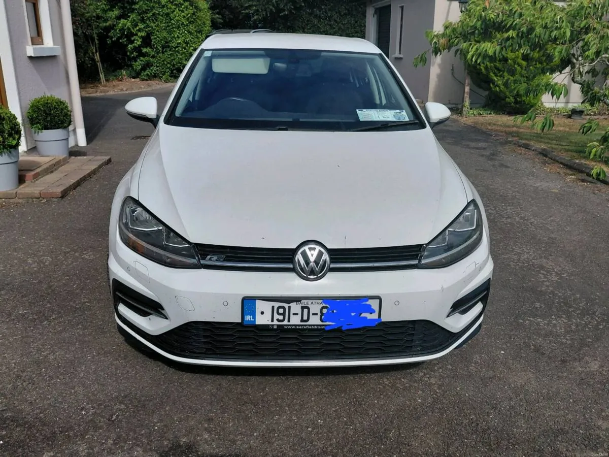 Volkswagen R line Golf - Image 2