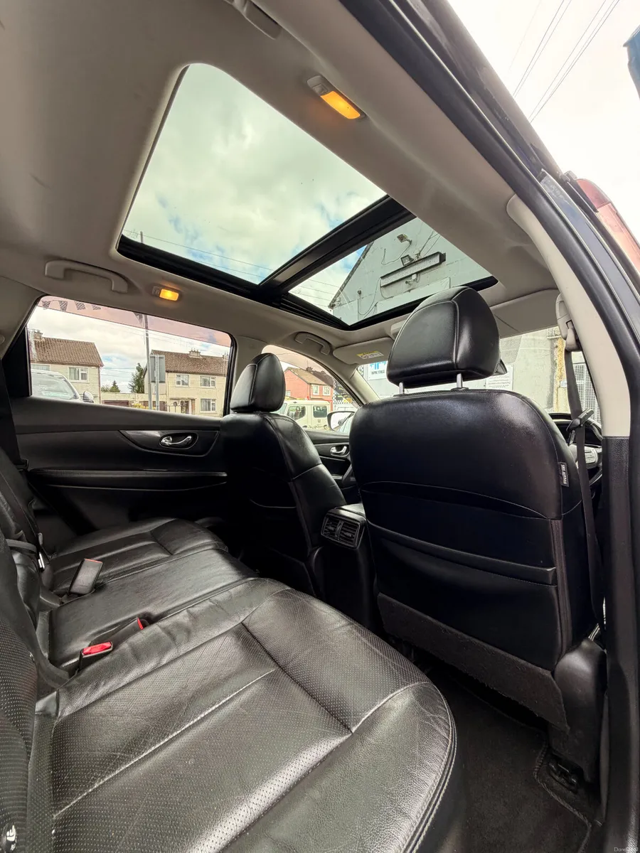 Nissan X-Trail 7 seater High spec - Image 6