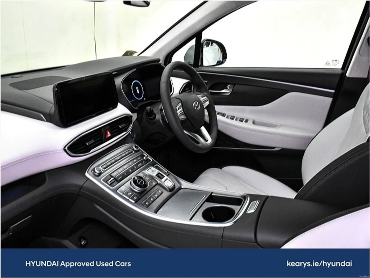 Hyundai Santa Fe 1.6 PHEV 4WD Premium Auto - Image 5
