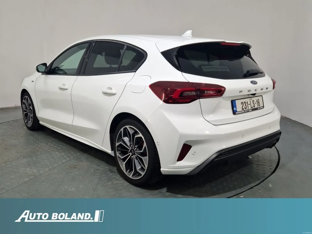 Ford Focus 1.5L EcoBlue 120PS Vignale ST-Line Auto - Image 5