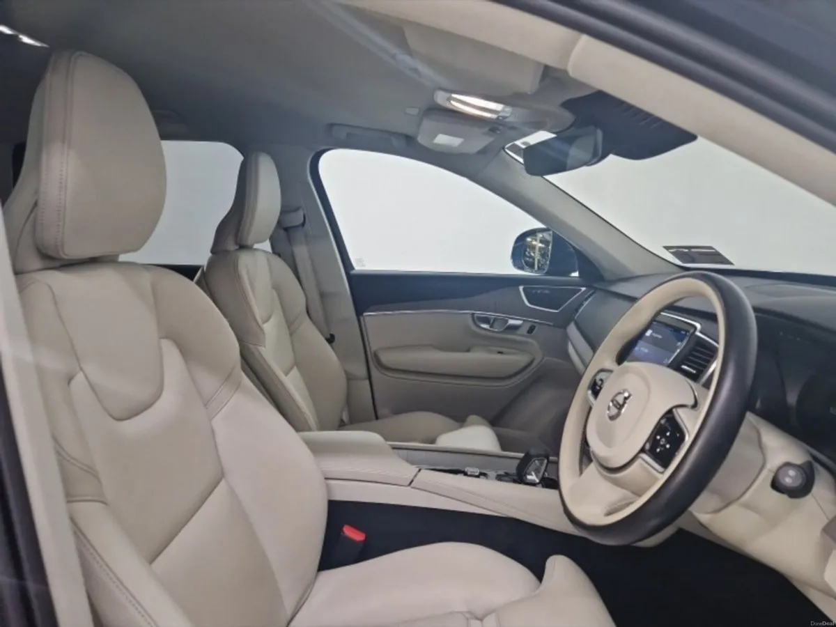 Volvo XC90 T8 PHEV 455hp Core Bright - Image 3