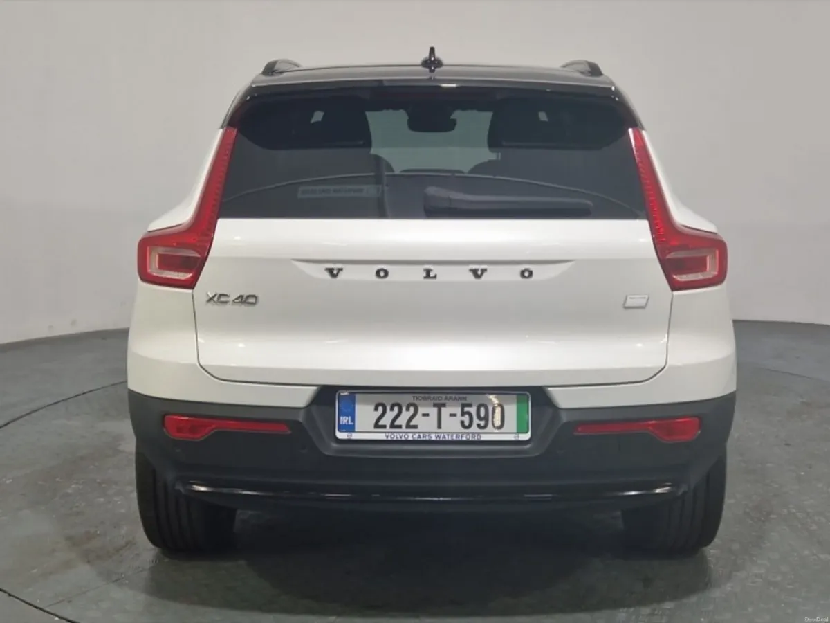 Volvo XC40 BEV Plus - Image 2