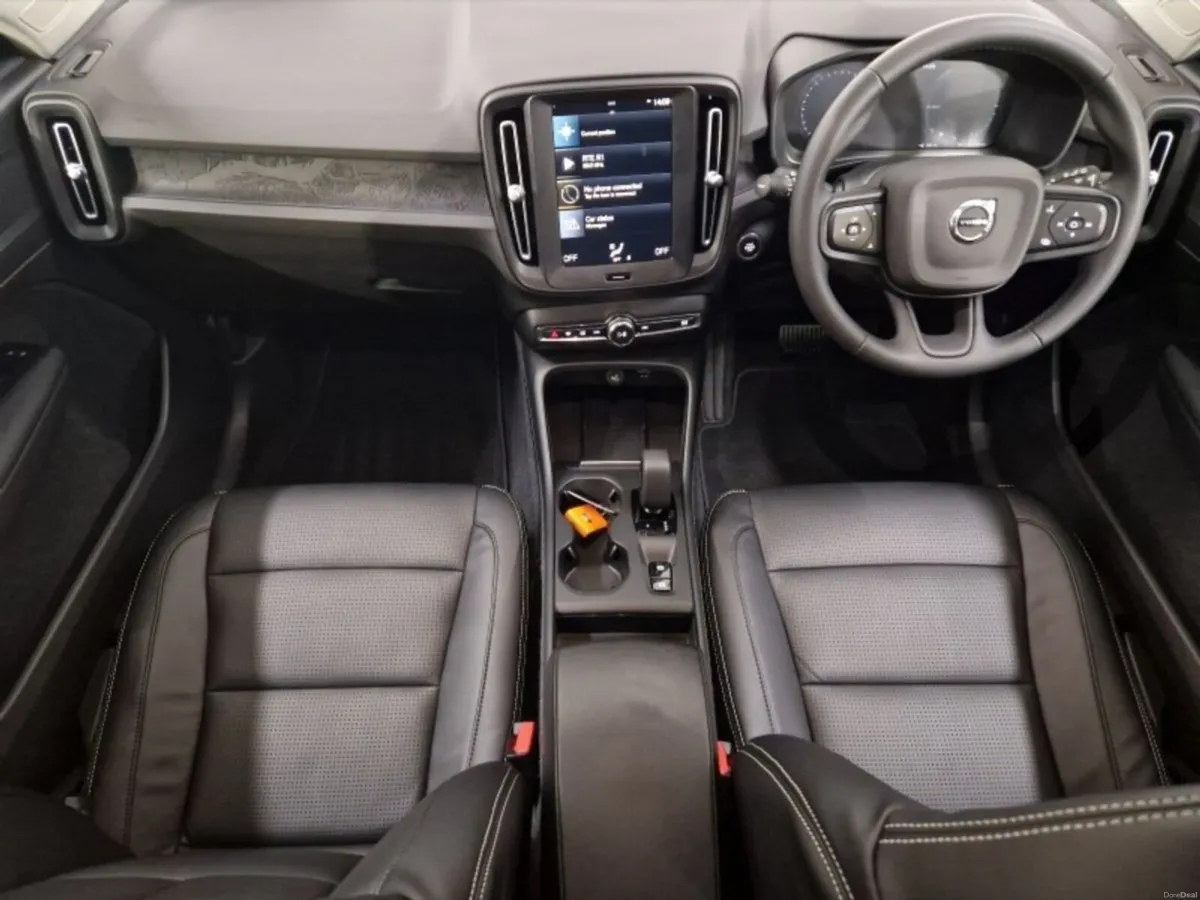 Volvo XC40 T4 PHEV Core (211 BHP) - Image 4