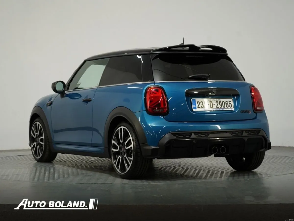 Mini Cooper Cooper S 2.0L Auto - Image 2