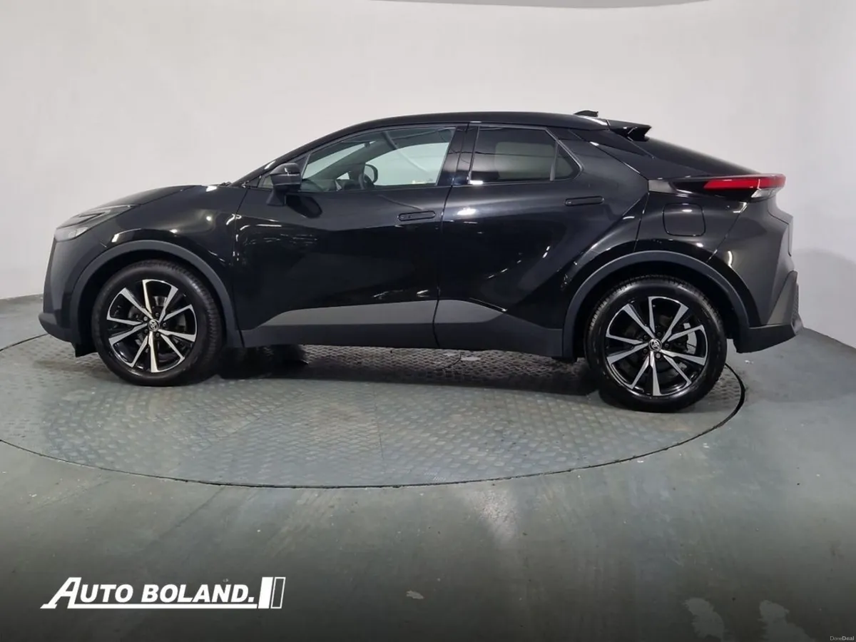 Toyota C-HR 1.8 HYBRID SPORT - Image 4