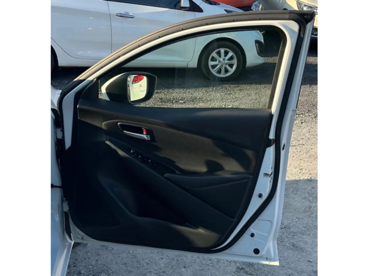 Mazda Demio 1.3L Petrol Automatic (6194) - Image 5