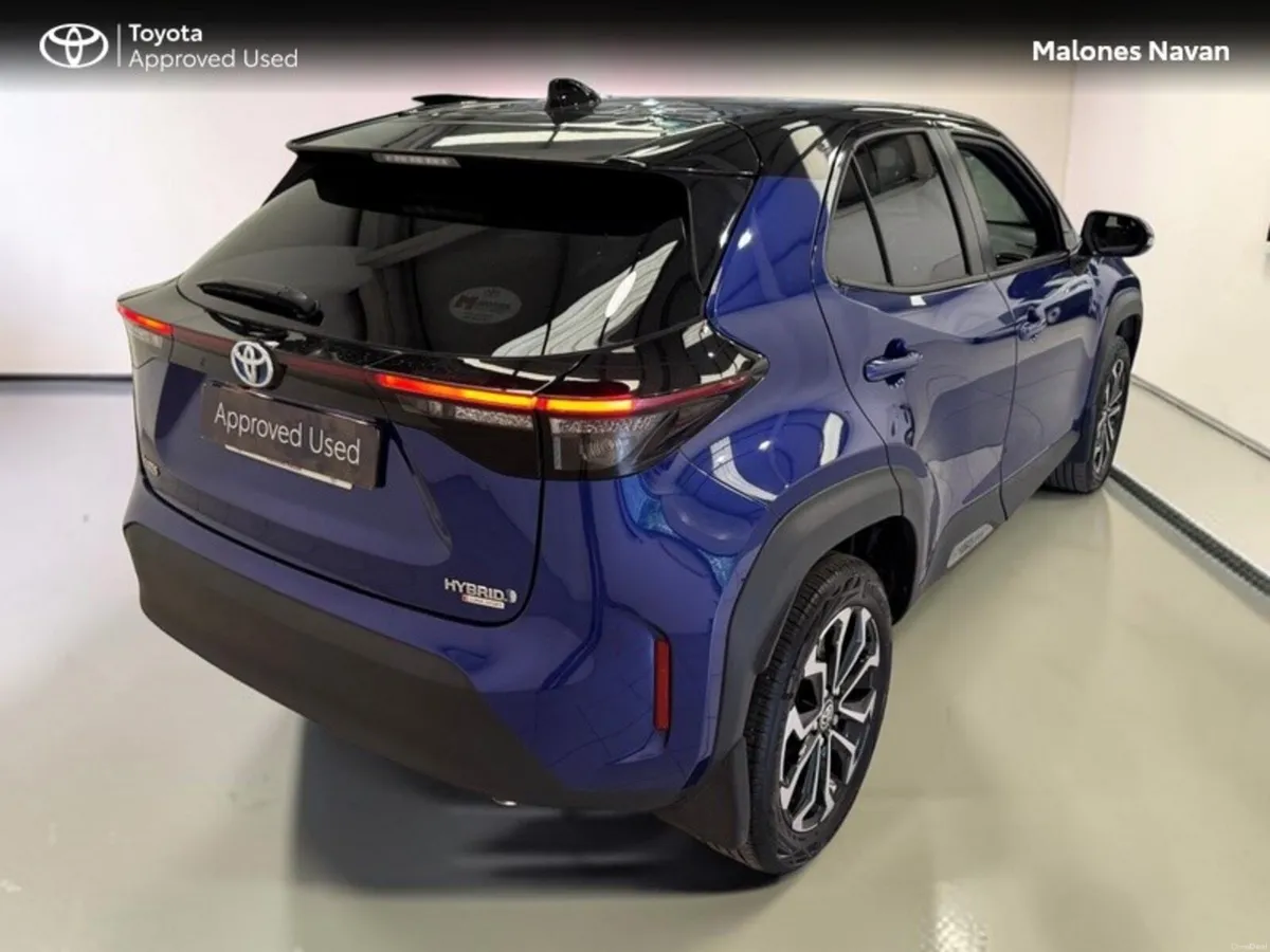 Toyota Yaris Cross CROSS LUNA SPORT 4DR AUTO - Image 2