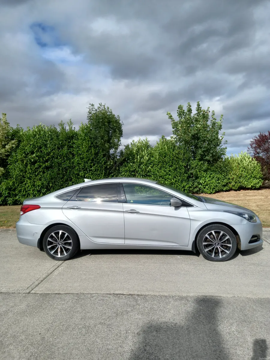 2019 Hyundai i40 1.6 Diesel - Image 2