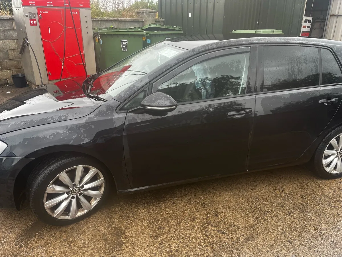 Car - Image 1