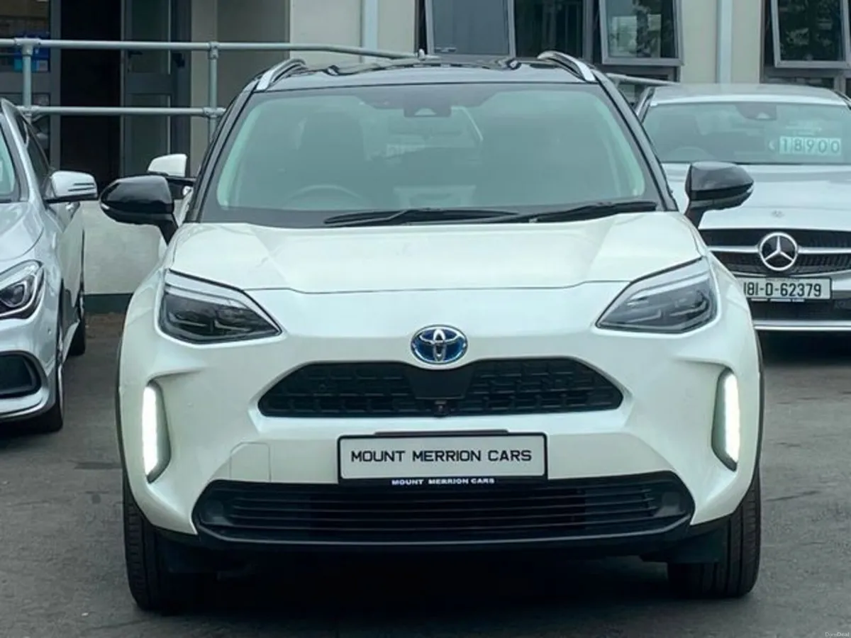 Toyota Yaris Cross Hybrid Auto Nice Spec - Image 3