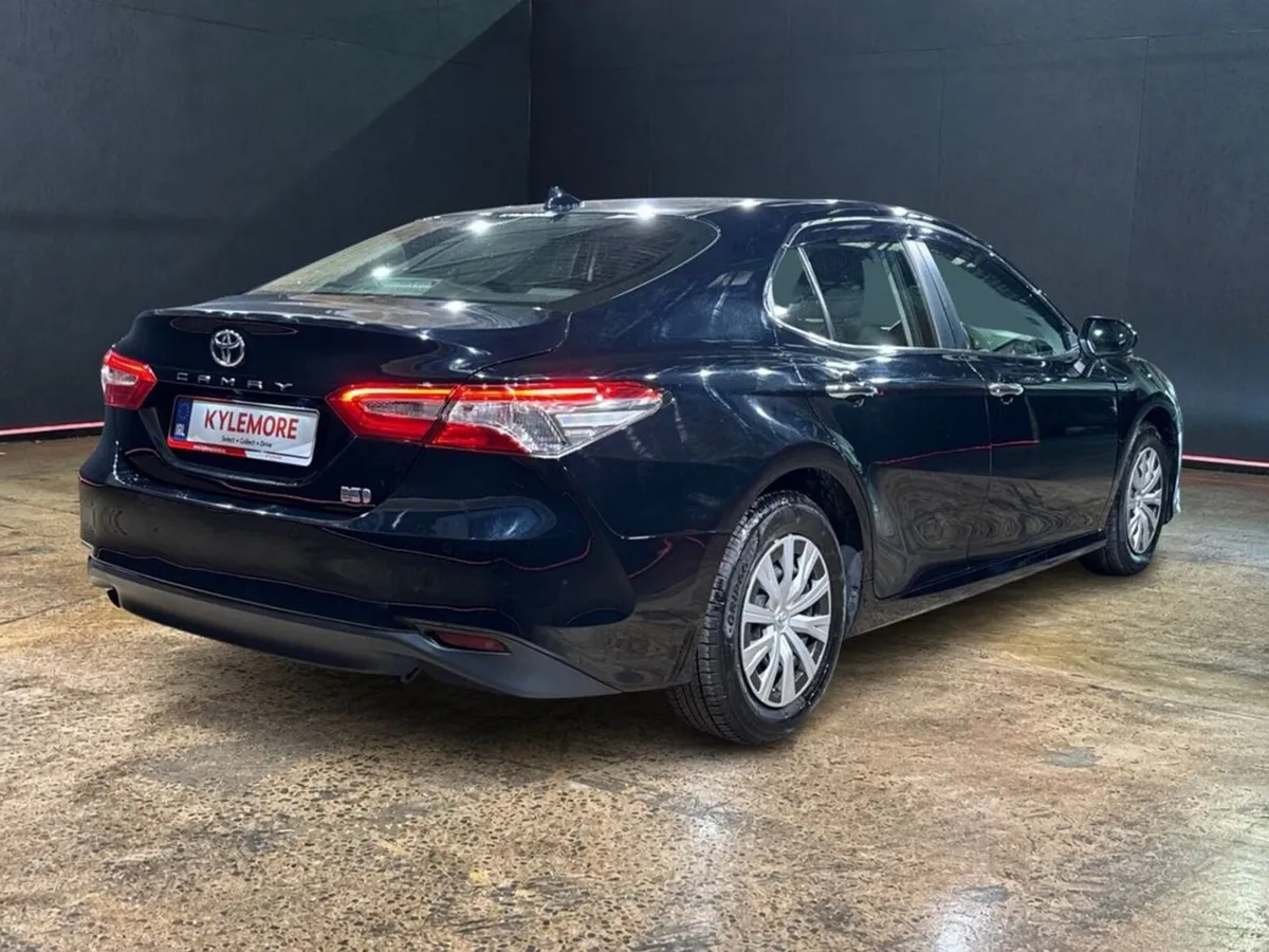 Toyota Camry 2.5 HYBRID AUTOMATIC - CRUISE CONTROL - Image 3