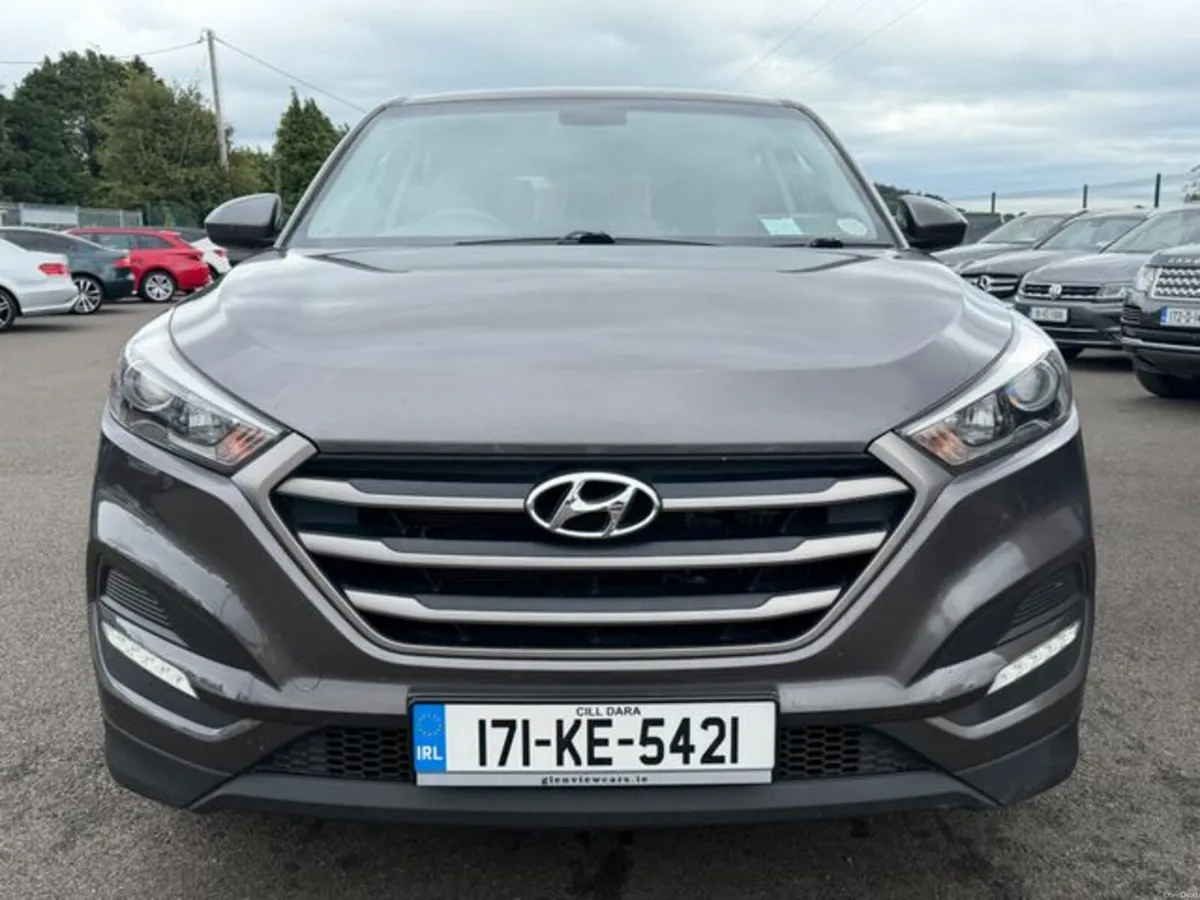 Hyundai Tucson 1.7 Crdi S - EXCELLENT SERVICE HIST - Image 2