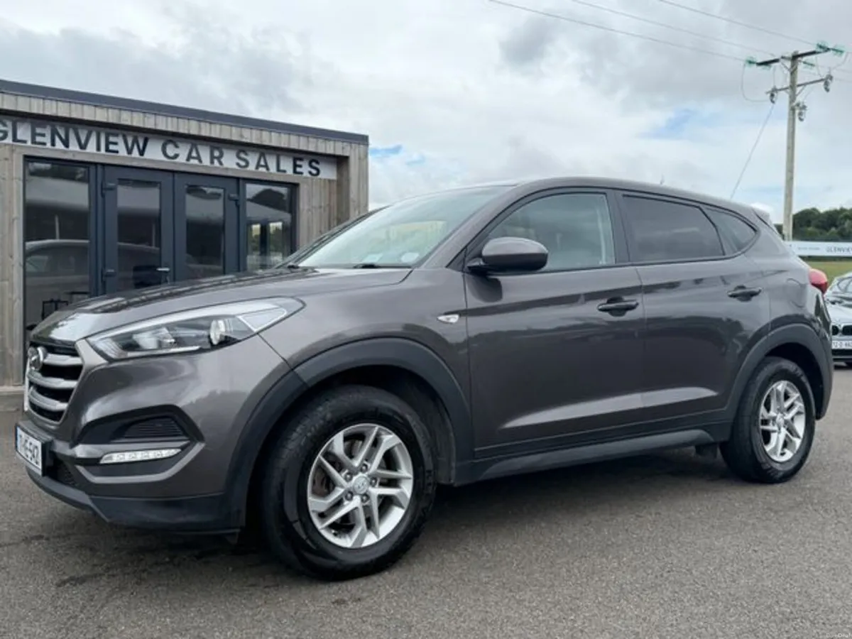 Hyundai Tucson 1.7 Crdi S - EXCELLENT SERVICE HIST - Image 3