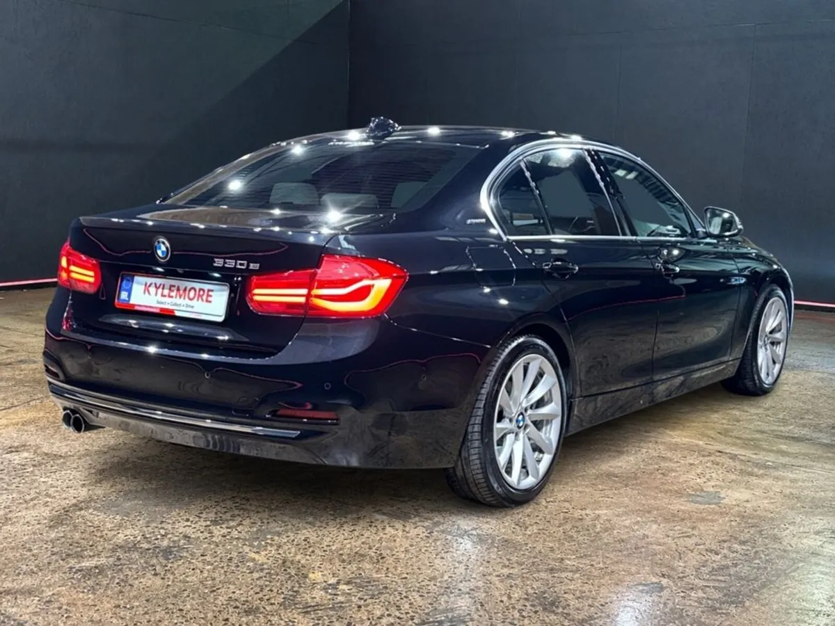 BMW 3-Series 330E 2.0 HYBRID AUTOMATIC - LUXURY - - Image 3