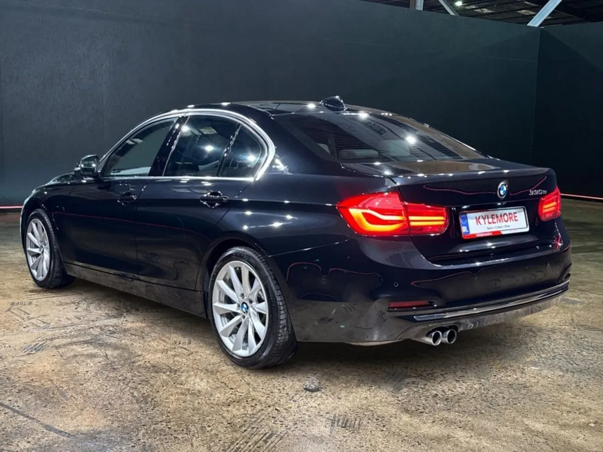 BMW 3-Series 330E 2.0 HYBRID AUTOMATIC - LUXURY - - Image 5