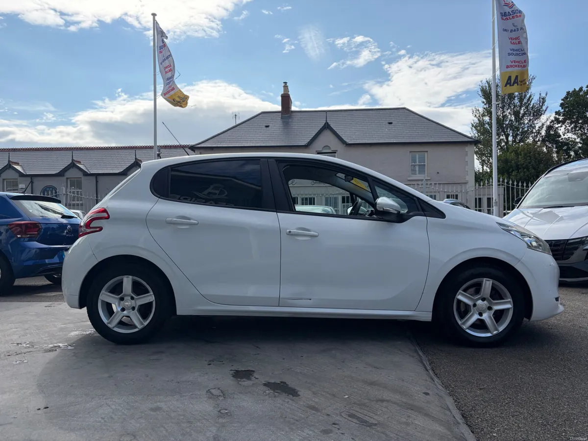 142 Peugeot 208 1.0 VTI Access - Image 4