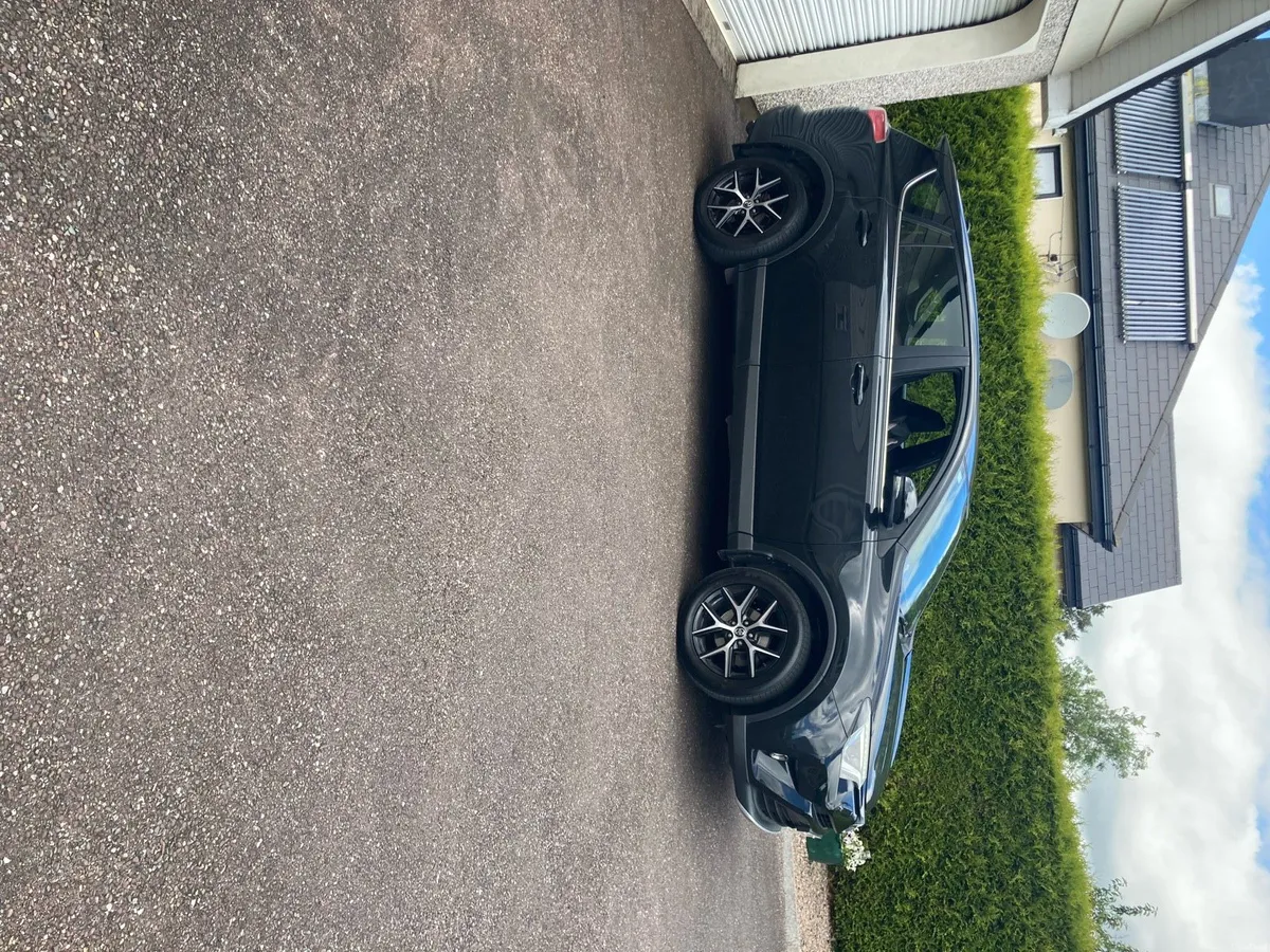 Toyota rav 4 Luna sport - Image 2