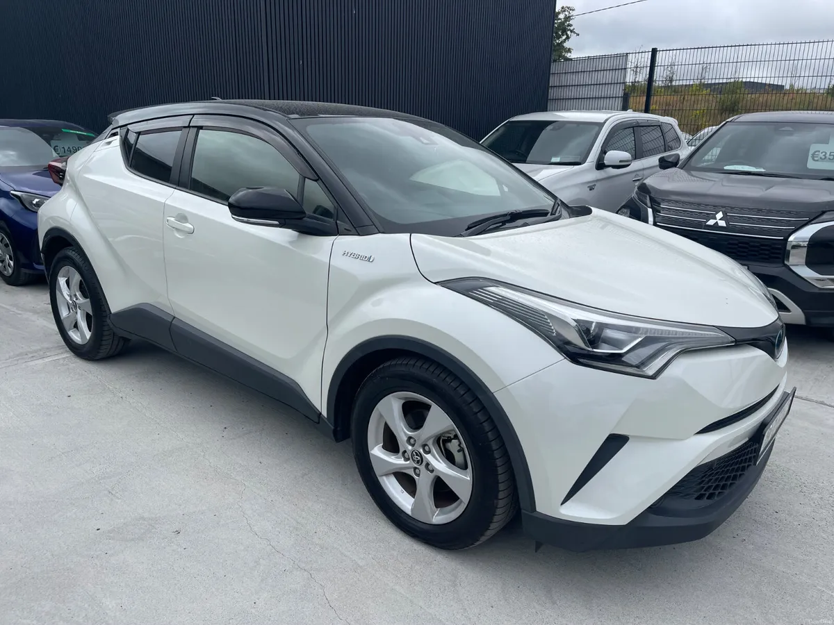 192 Toyota C-HR Hybrid 1.8 Automatic 5dr Model - Image 1